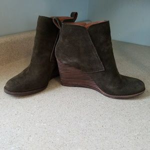 Lucky brand suede leather olive green booties